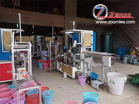 橡皮筋粘膠機(jī)