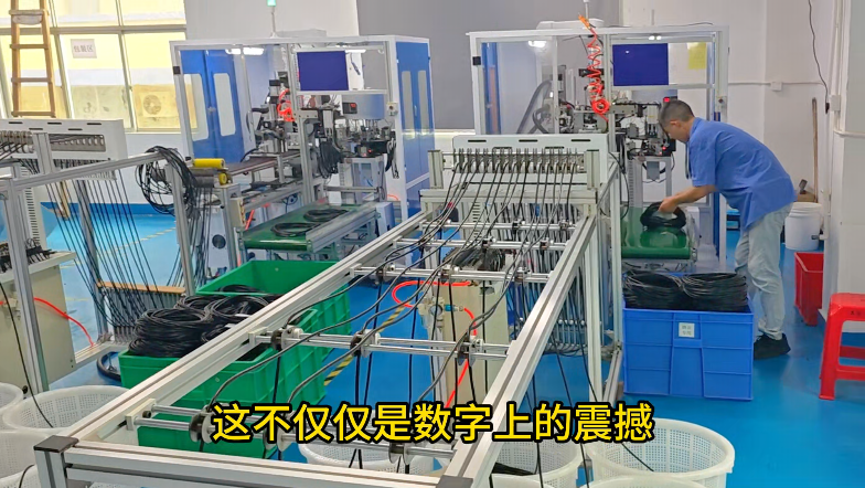 「視頻」密封圈粘接機(jī)一小時狂造4000條？這樣的生產(chǎn)速度你見過嗎？